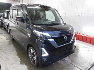 NISSAN ROOX 2020