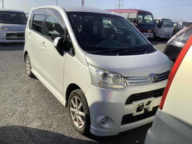 DAIHATSU MOVE 2011