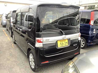 DAIHATSU TANTO 2011