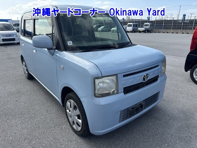 TOYOTA PIXIS SPACE 2013