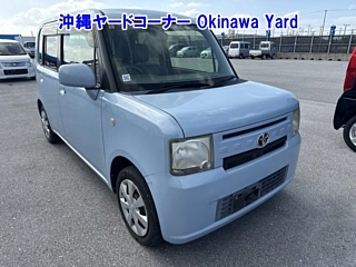 TOYOTA PIXIS SPACE 2013