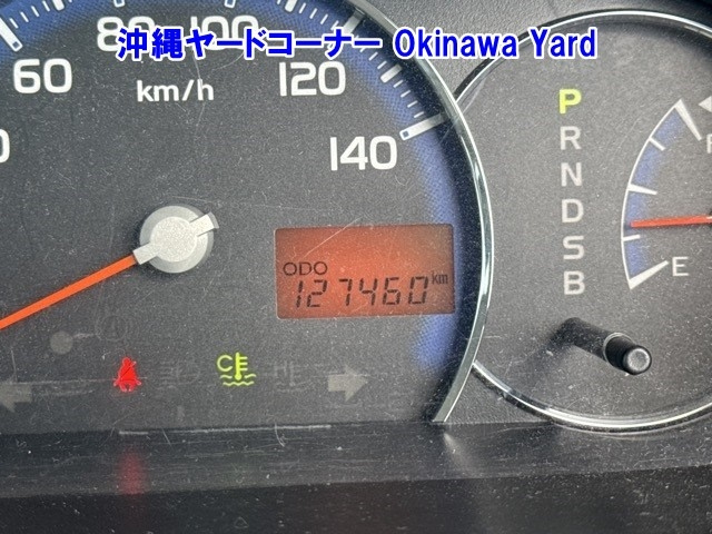 TOYOTA PIXIS SPACE 2013