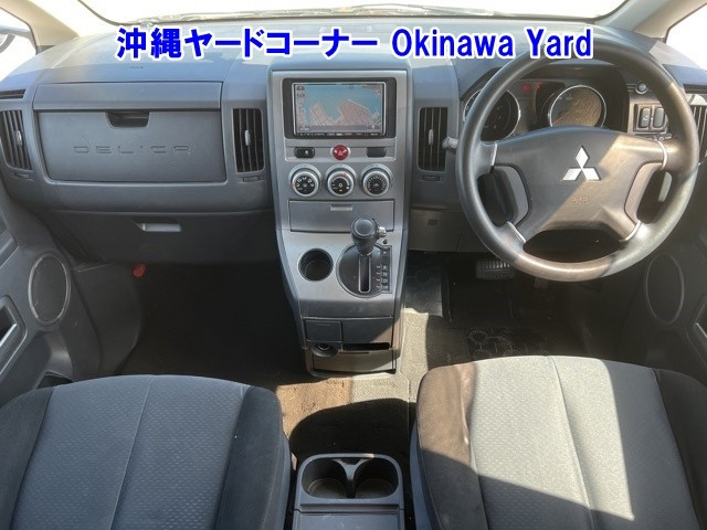 MITSUBISHI DELICA D5 2010