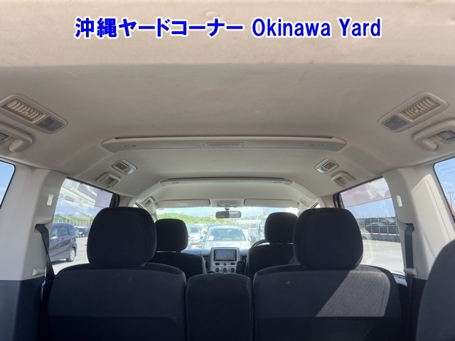 MITSUBISHI DELICA D5 2010