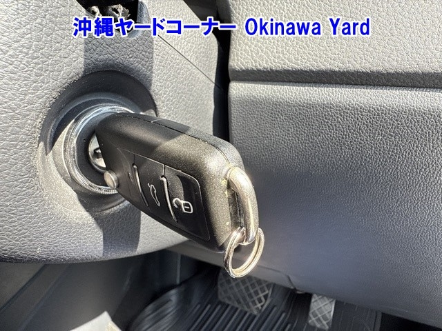 VOLKSWAGEN POLO 2014