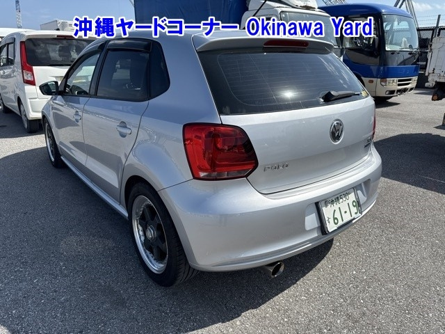 VOLKSWAGEN POLO 2014