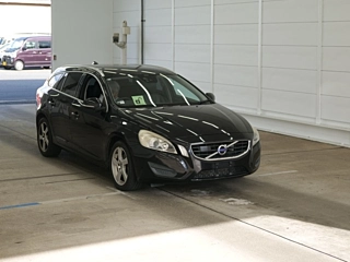 VOLVO V60 2012