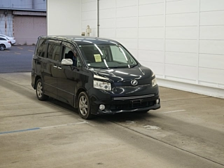 TOYOTA VOXY 2008