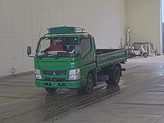 MITSUBISHI CANTER 2015