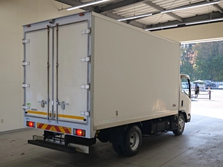 ISUZU ELF 2017