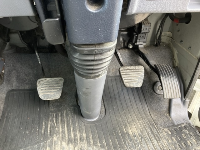 MITSUBISHI CANTER 2015