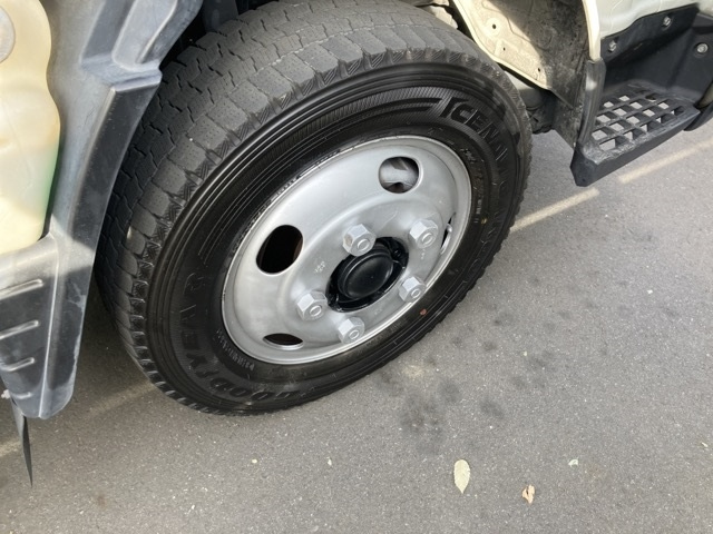 MITSUBISHI CANTER 2015