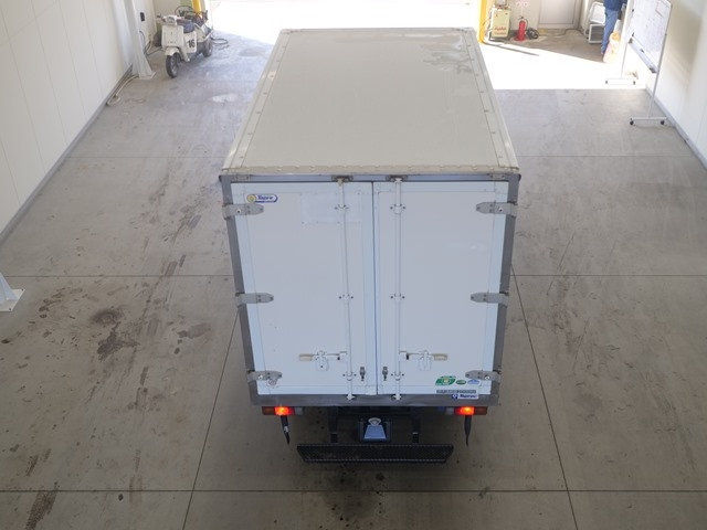 MITSUBISHI CANTER 2015