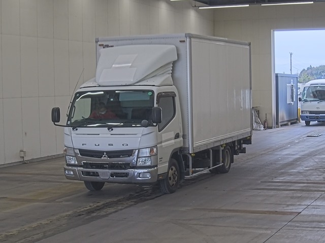 MITSUBISHI CANTER 2013