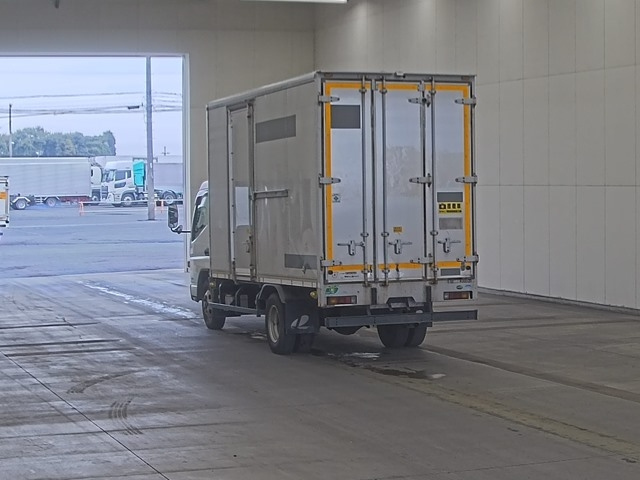 MITSUBISHI CANTER 2013