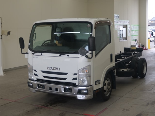 ISUZU ELF 2015