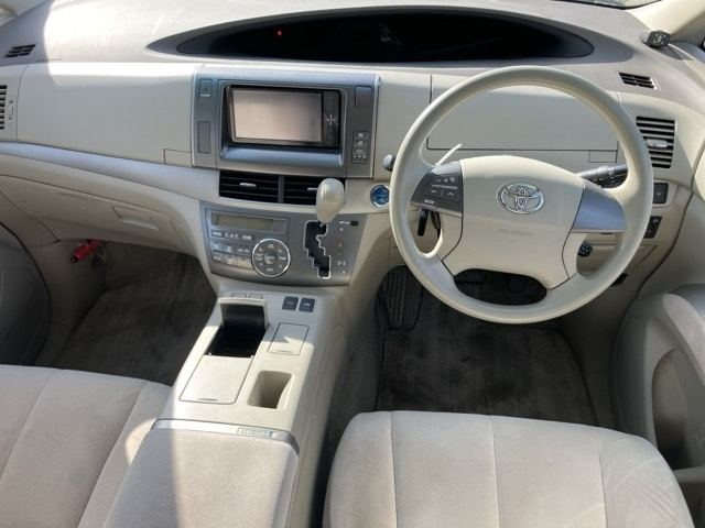 TOYOTA ESTIMA HYBRID 2010
