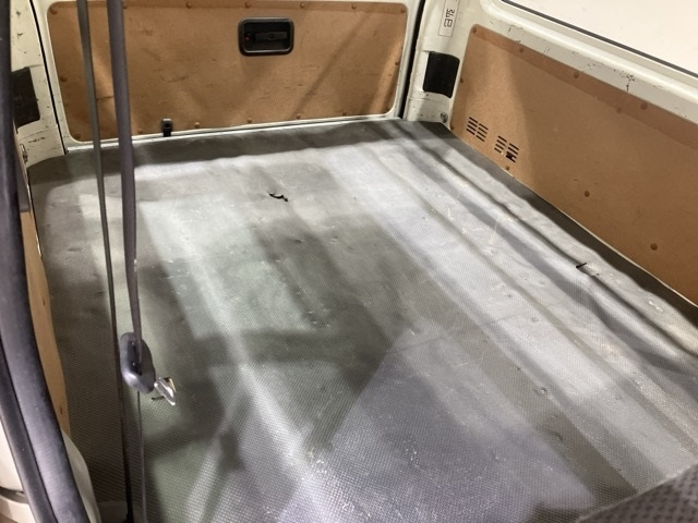 TOYOTA HIACE VAN 2021