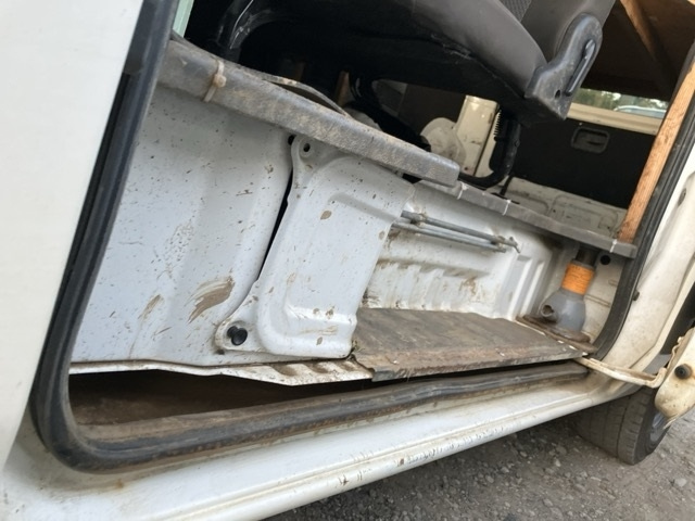 NISSAN CARAVAN VAN 2015