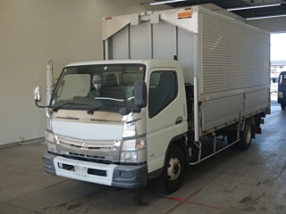 MITSUBISHI CANTER 2014