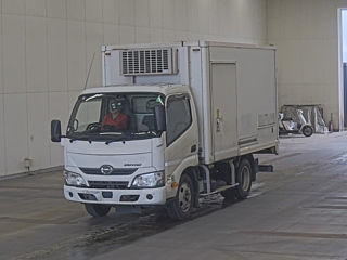 HINO DUTRO 2018