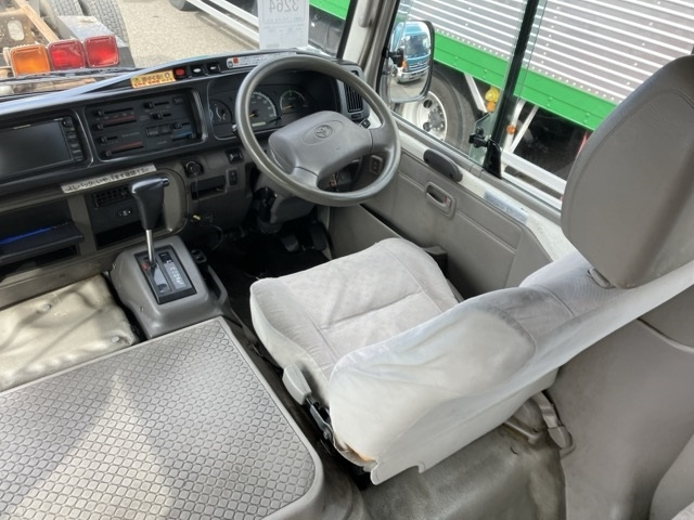 TOYOTA COASTER 2014