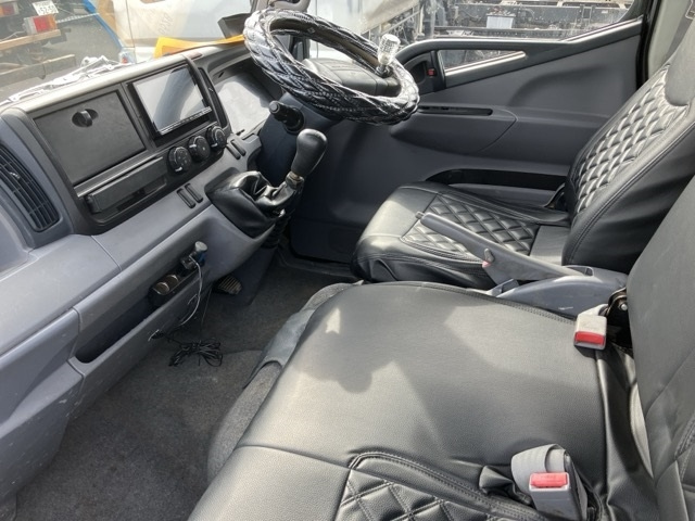 MITSUBISHI CANTER 2012