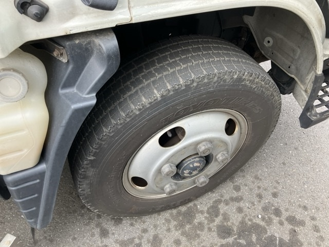 MITSUBISHI CANTER 2016