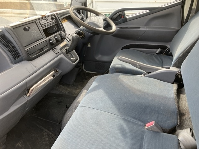 MITSUBISHI CANTER 2013