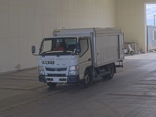 MITSUBISHI CANTER 2018