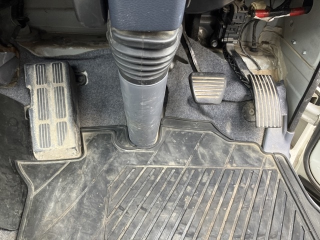 MITSUBISHI CANTER 2012