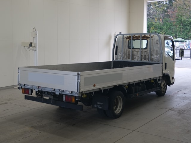 ISUZU ELF 2012