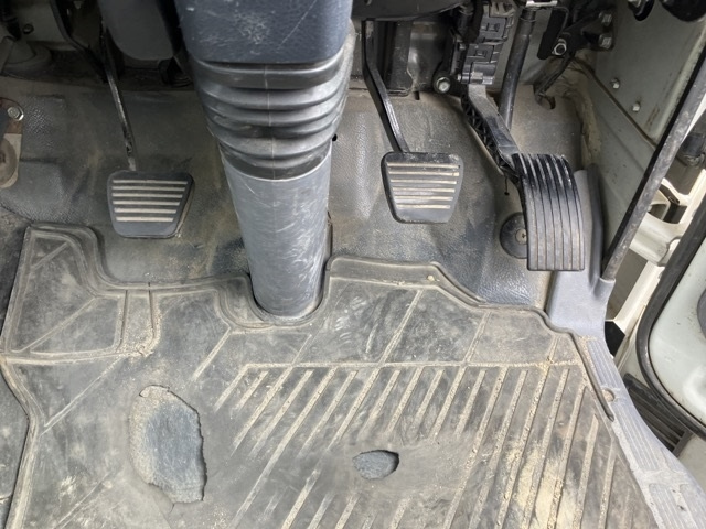 MITSUBISHI CANTER 2012