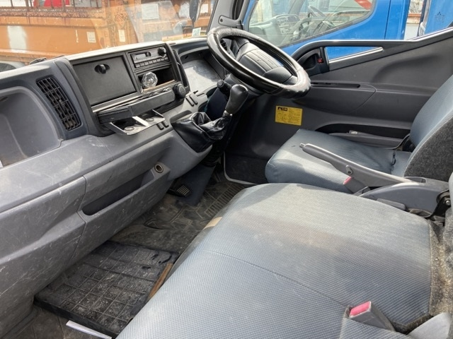 MITSUBISHI CANTER 2012