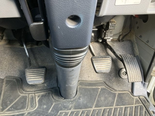 MITSUBISHI CANTER 2012