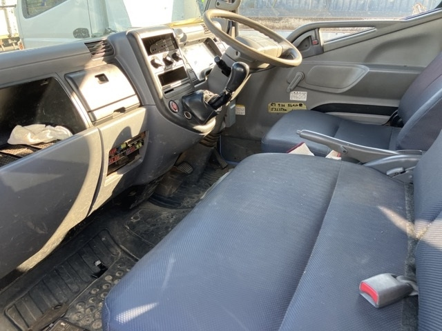 MITSUBISHI CANTER 2009