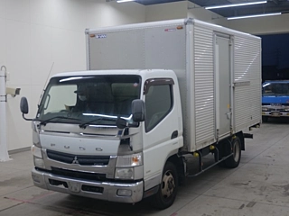 MITSUBISHI CANTER 2015