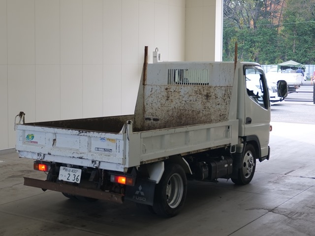 MITSUBISHI CANTER 2012