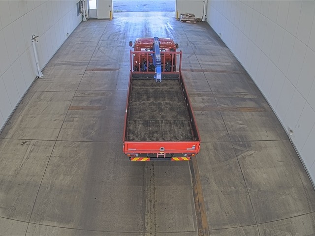 MITSUBISHI CANTER 2018