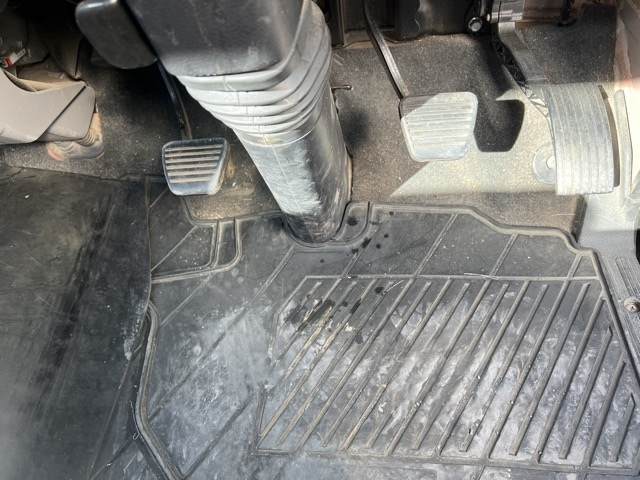 MITSUBISHI CANTER 2018