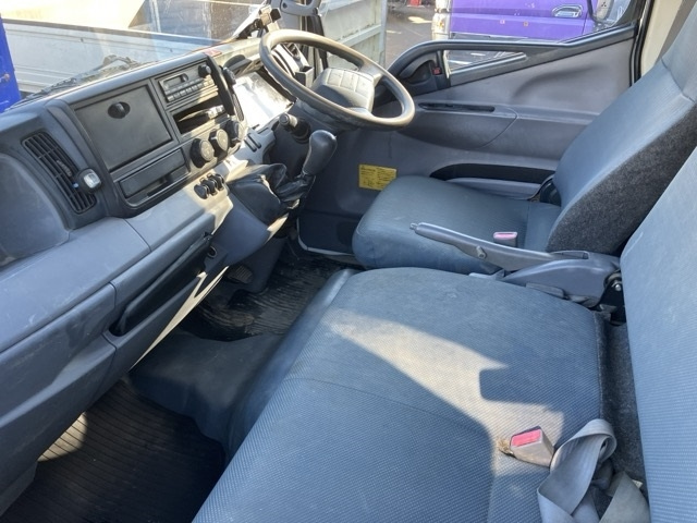 MITSUBISHI CANTER 2012