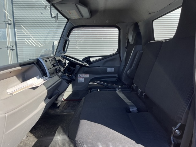 MITSUBISHI CANTER 2018