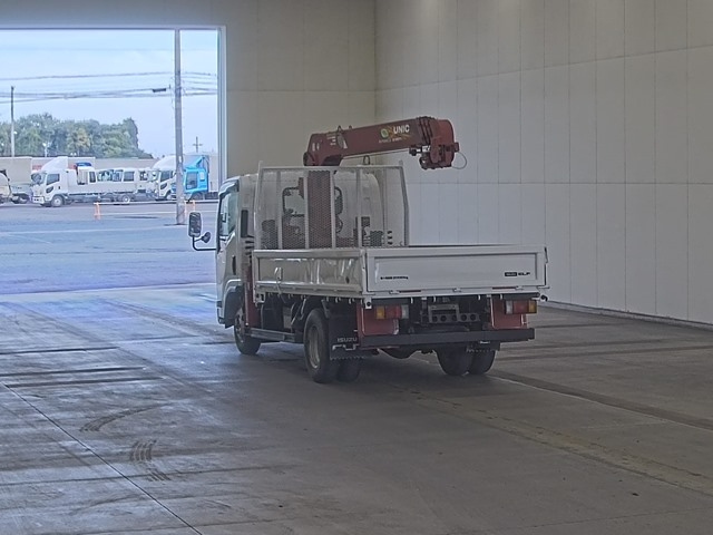 ISUZU ELF 2020
