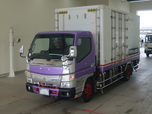 MITSUBISHI CANTER 2018
