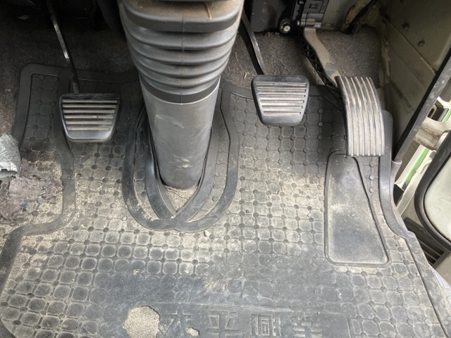 MITSUBISHI CANTER 2012