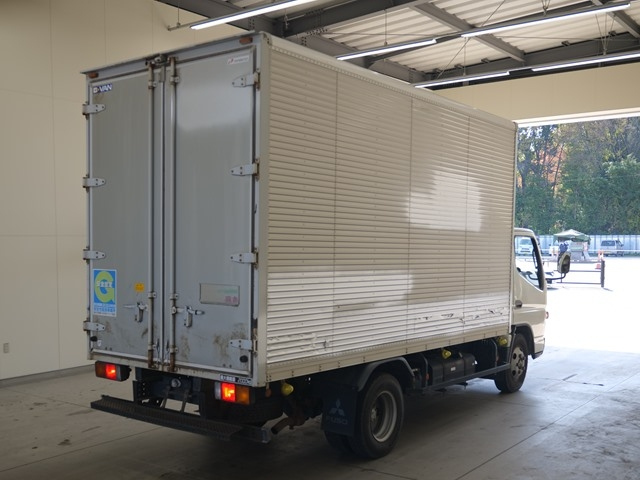 MITSUBISHI CANTER 2012