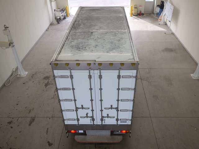 MITSUBISHI CANTER 2018