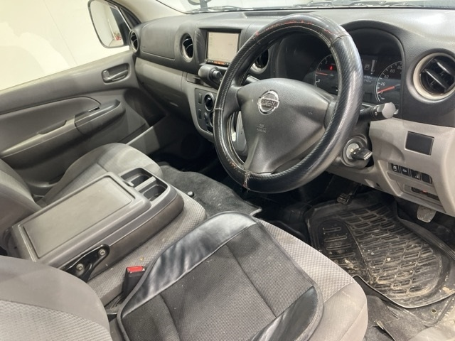 NISSAN CARAVAN VAN 2014