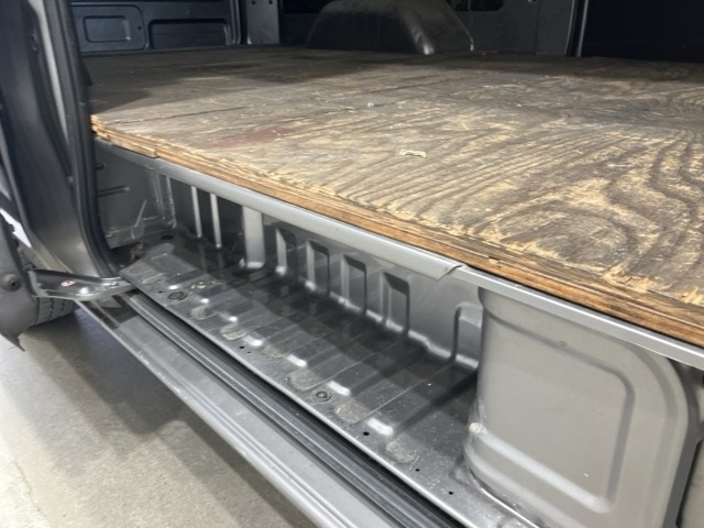 NISSAN CARAVAN VAN 2014