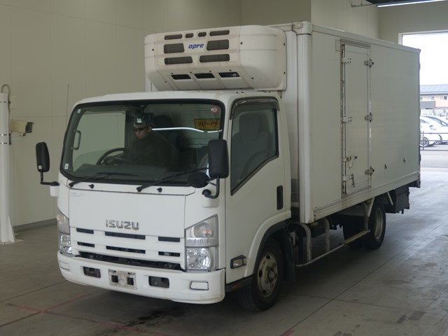 ISUZU ELF 2009